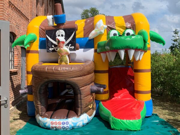 IMG_4525 Hüpfburg Peter Pan/ Pirat